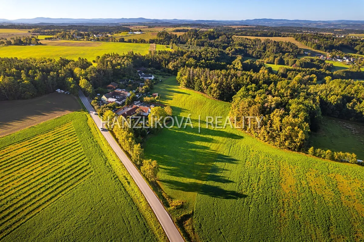 Prodej stavebního pozemku 3914 m²